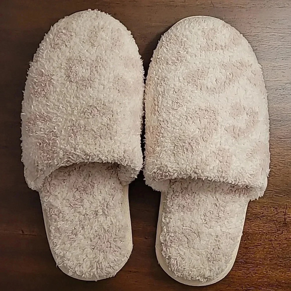Barefoot Dreams Slippers - Picture 2 of 4
